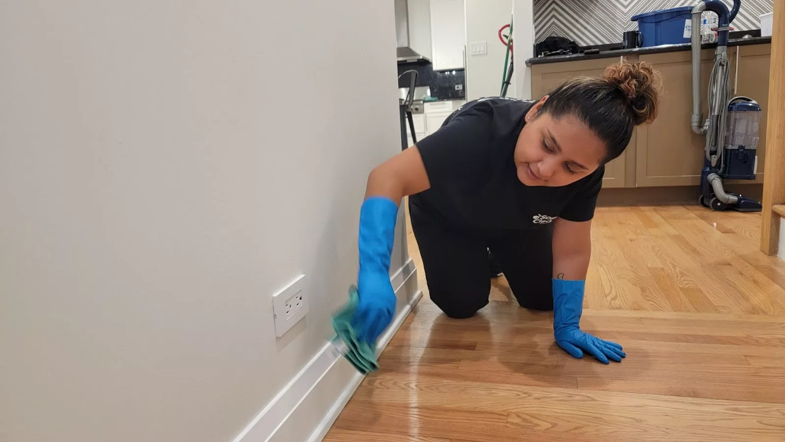 deep cleaning baseboards professional
